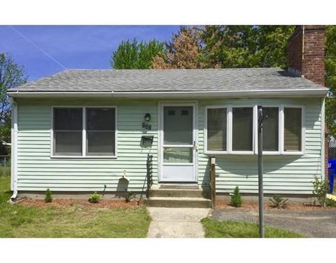 237 Savoy Ave, Springfield, MA 01104 photo 1