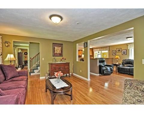 527 Douglas Hook Rd, Chepachet, RI 02814 photo 15