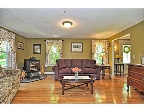 527 Douglas Hook Rd, Chepachet, RI 02814 photo 16