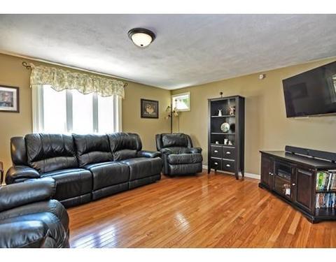 527 Douglas Hook Rd, Chepachet, RI 02814 photo 13