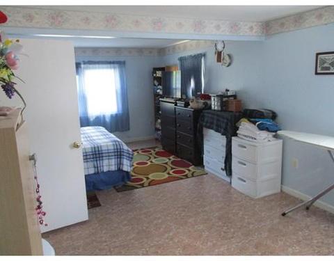 2 Oak Ave, Hudson, NH 03051 photo 9