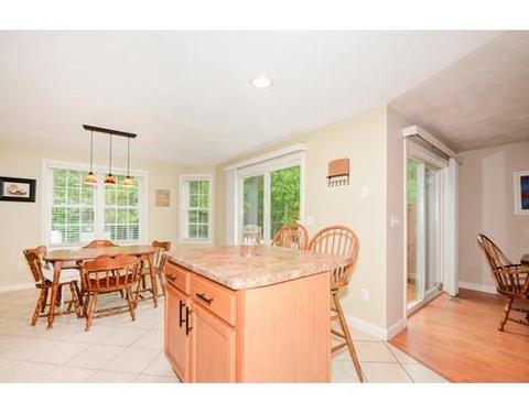 73 Ledgecrest Dr, Worcester, MA 01603 photo 13