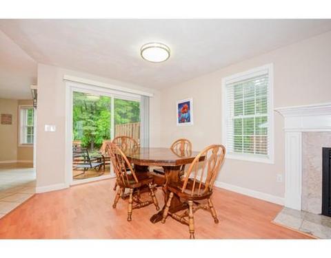 73 Ledgecrest Dr, Worcester, MA 01603 photo 6