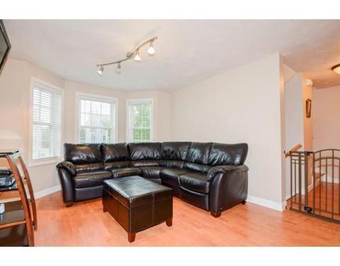 73 Ledgecrest Dr, Worcester, MA 01603 photo 3