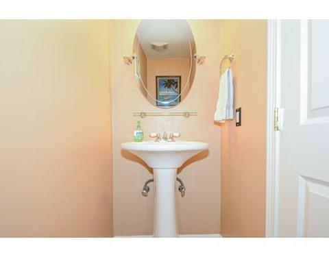 73 Ledgecrest Dr, Worcester, MA 01603 photo 14