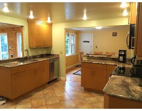 53 Helen Rd, Needham, MA 02492 photo 3