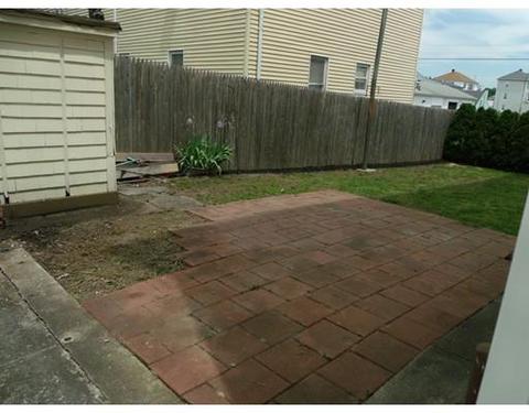 48 Aetna St, Fall River, MA 02724 photo 6