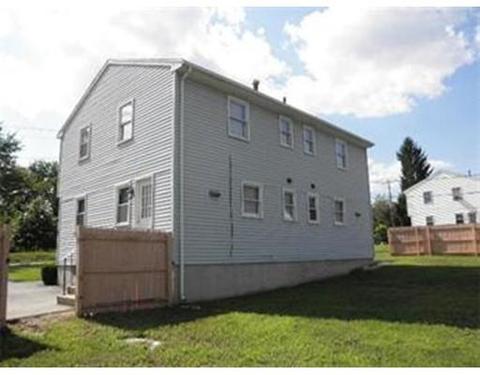 107 Kent Rd, Springfield, MA 01129 photo 2