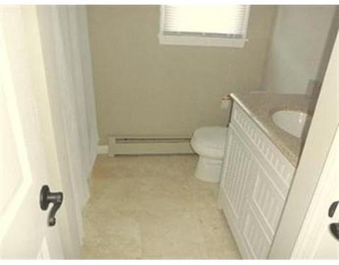 107 Kent Rd, Springfield, MA 01129 photo 9