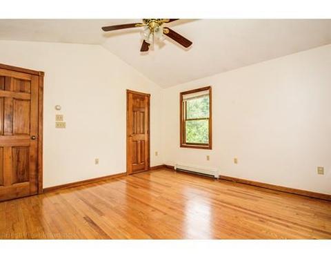 23 Fielding St, Worcester, MA 01603 photo 25