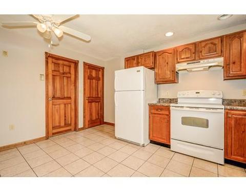 23 Fielding St, Worcester, MA 01603 photo 15