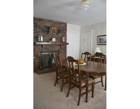 493 William St, Fall River, MA 02721 photo 8