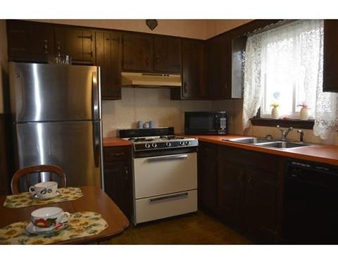 493 William St, Fall River, MA 02721 photo 10