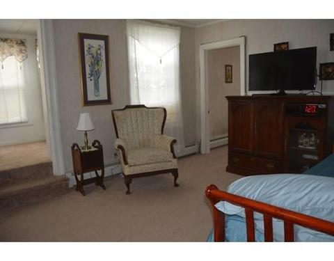493 William St, Fall River, MA 02721 photo 5