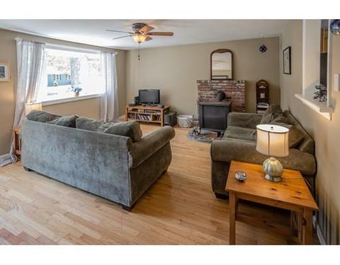 8 Weston Cir, Barnstable, MA 02601 photo 3
