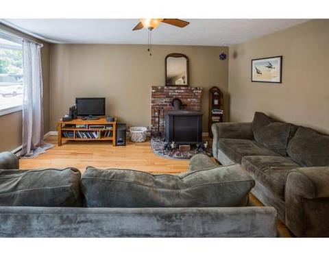 8 Weston Cir, Barnstable, MA 02601 photo 4