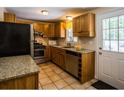 8 Weston Cir, Barnstable, MA 02601 photo 9