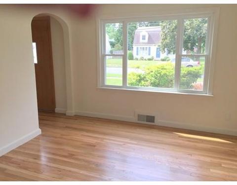 28 Buick St, Springfield, MA 01118 photo 9
