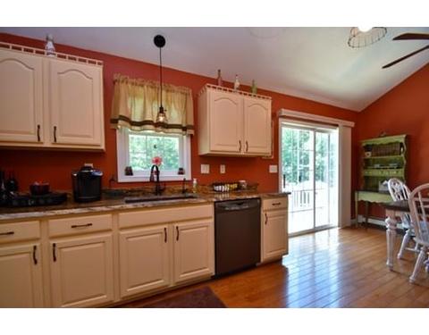 2 Elm St, Douglas, MA 01516 photo 4
