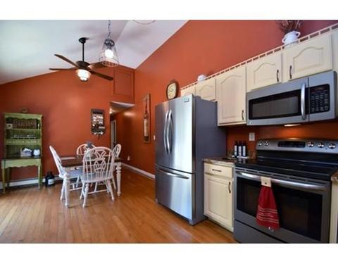 2 Elm St, Douglas, MA 01516 photo 3