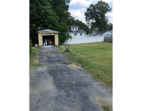 102 Wightman St, North Chelmsford, MA 01863 photo 4