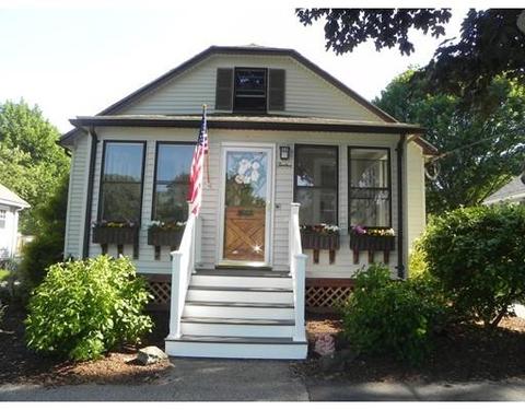 12 Adams St, Danvers, MA 01923 photo 3