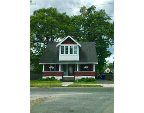 136 Marsden St, Springfield, MA 01109 photo 1