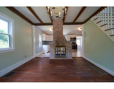 24 Summer St, Georgetown, MA 01833 photo 4