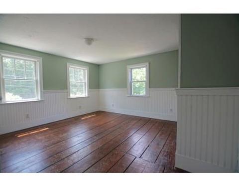 24 Summer St, Georgetown, MA 01833 photo 9