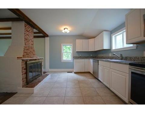 24 Summer St, Georgetown, MA 01833 photo 2