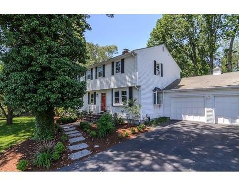 4 Juniper Ln, Natick, MA 01760 photo 1