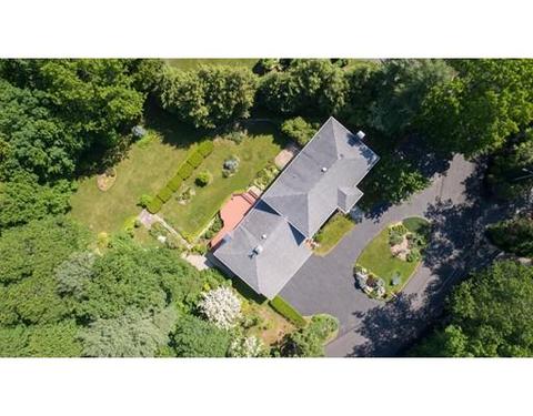 2 Grist Mill Ln, Hingham, MA 02043 photo 3