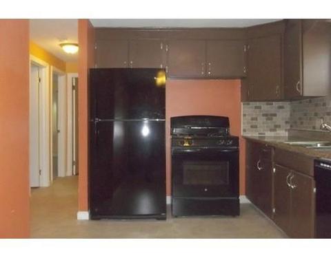 70 Bretton Rd, Springfield, MA 01119 photo 5