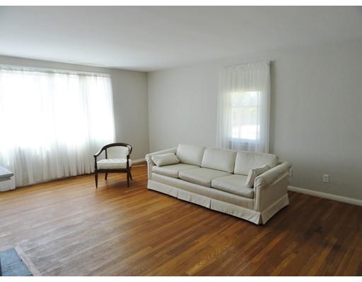 334 Mower St, Worcester, MA 01602 photo 9