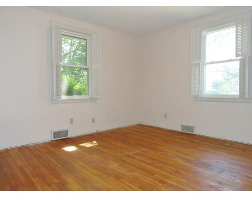 334 Mower St, Worcester, MA 01602 photo 16