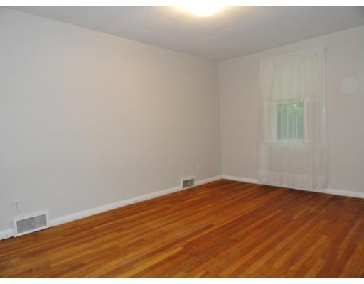 334 Mower St, Worcester, MA 01602 photo 14