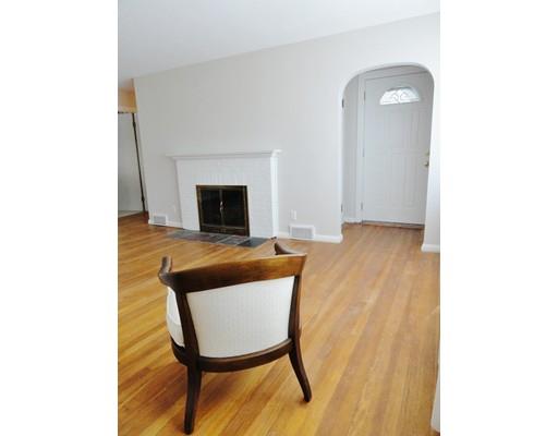 334 Mower St, Worcester, MA 01602 photo 8
