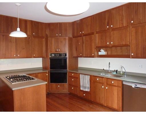53 Brook St, Brookline, MA 02445 photo 3