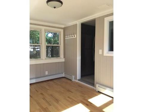 71 Laramee St, Chicopee, MA 01020 photo 2