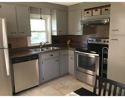 71 Laramee St, Chicopee, MA 01020 photo 4