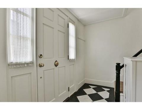 31 Eastern Ave, Gloucester, MA 01930 photo 2