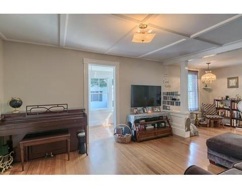 62 Bessom St, Lynn, MA 01902 photo 4