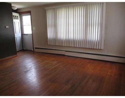 74 Ann St, Chicopee, MA 01020 photo 6
