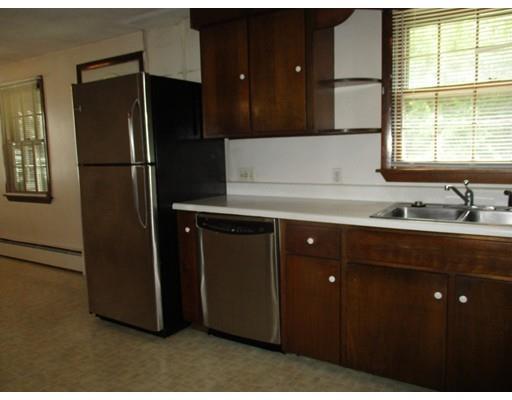 74 Ann St, Chicopee, MA 01020 photo 3