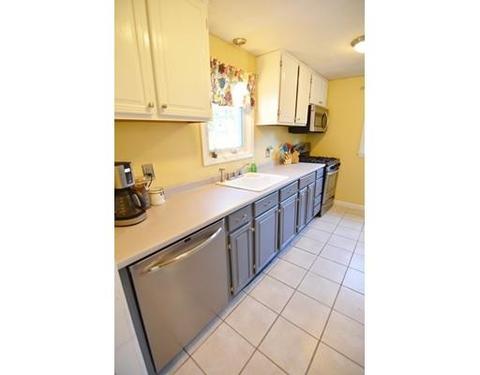 117 Slumber Ln, Springfield, MA 01128 photo 6