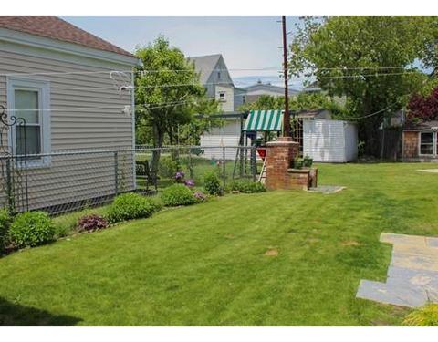 237 State St, Bristol, RI 02809 photo 17