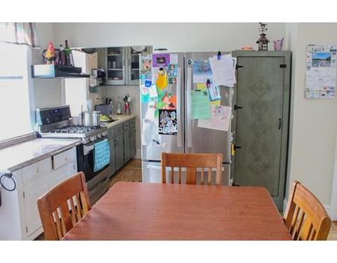 237 State St, Bristol, RI 02809 photo 8