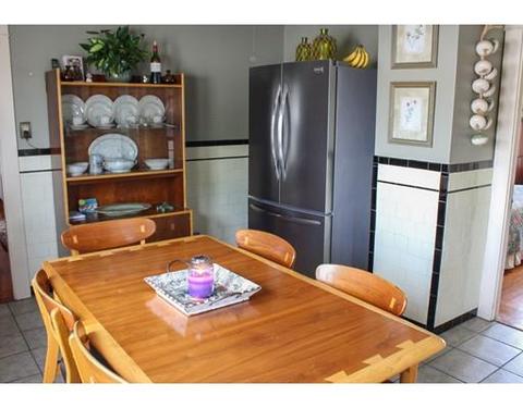 237 State St, Bristol, RI 02809 photo 2