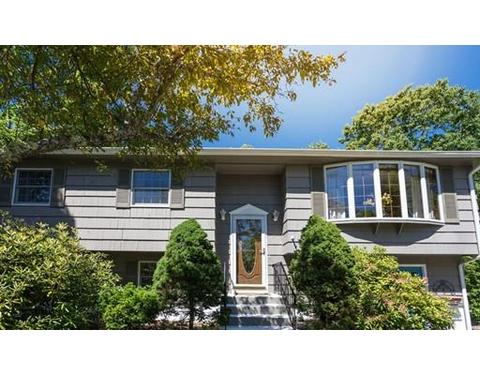 3 Fairway Dr E, Middleton, MA 01949 photo 1