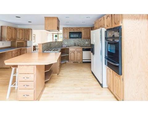 3 Fairway Dr E, Middleton, MA 01949 photo 4